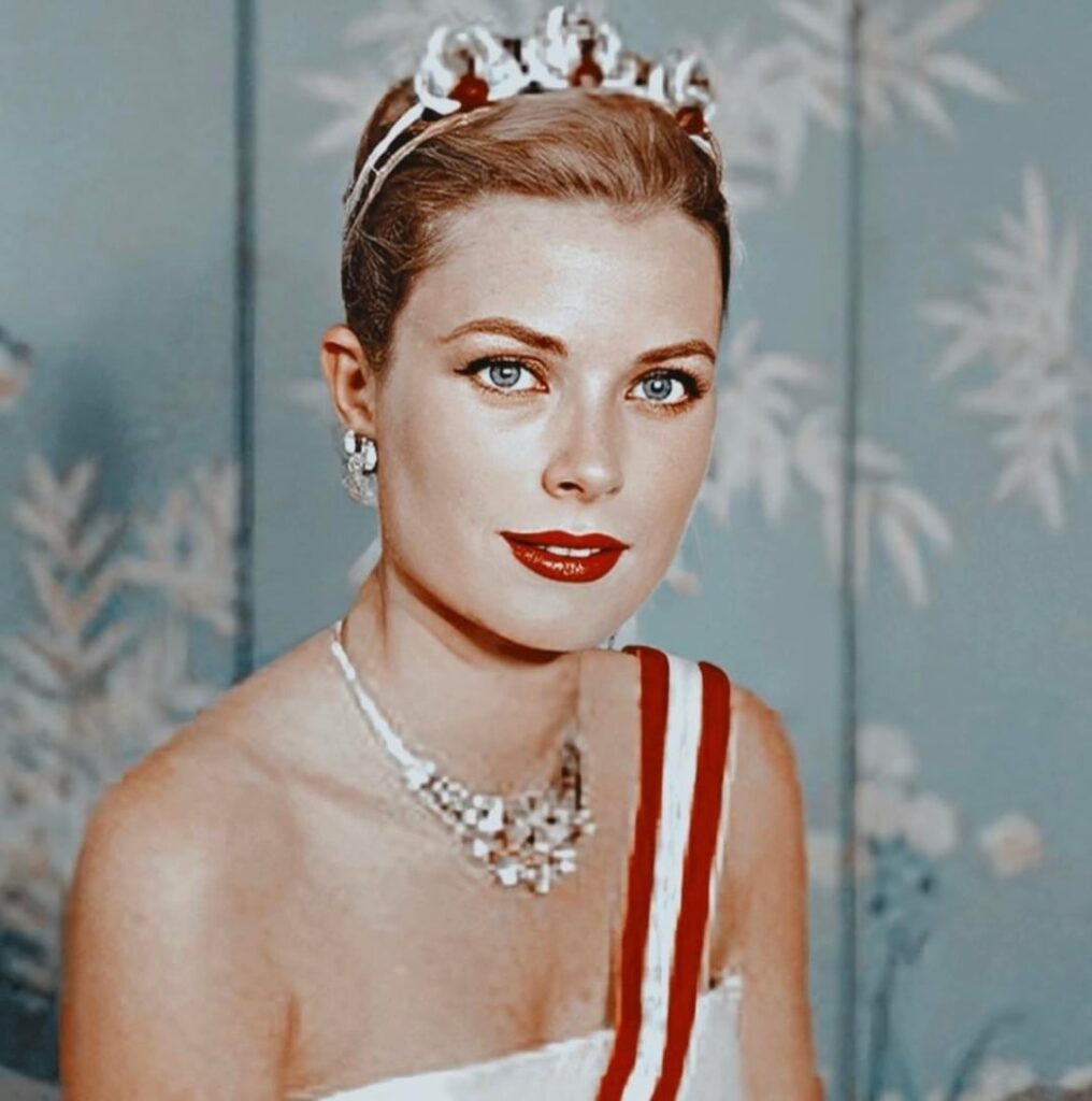 Regal Style Diaries 👑: Inside Princess Grace Kelly of Monaco's Jewelry Collection