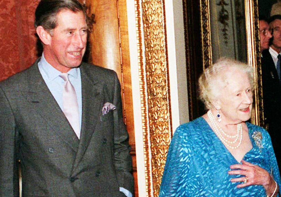 london november 13: queen elizabeth ii, prince phillip, duke of edinburgh, queen mother and prince charles prince of wales at buckingham palace on november 13th, 1998, where the queen and duke gave a reception marking the 50th birthday of the prince of wales in recognition of the achievements of the many organisations linked with him. (photo by anwar hussein/getty images)