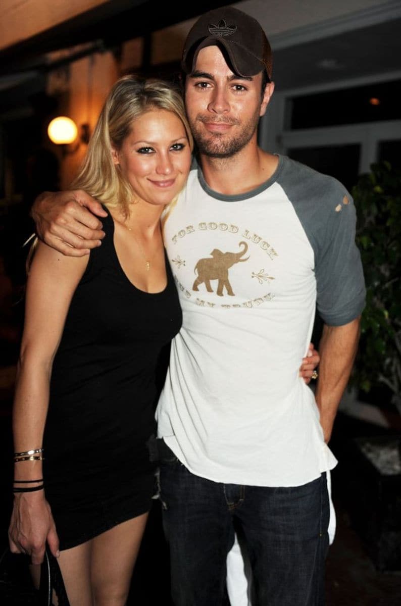 Anna Kournikova and Enrique Iglesias are expecting their fourth child.