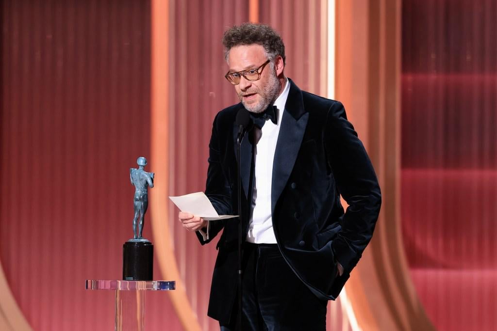 Seth Rogen Accepts Catherine O’Hara’s Actor Award For ‘The Studio’ With Moving Speech: “She Really Showed That You Can Be A Genius And Be Kind” Seth Rogen Accepts Catherine O’Hara’s Actor Award For ‘The Studio’ With Moving Speech: “She Really Showed That You Can Be A Genius And Be Kind”