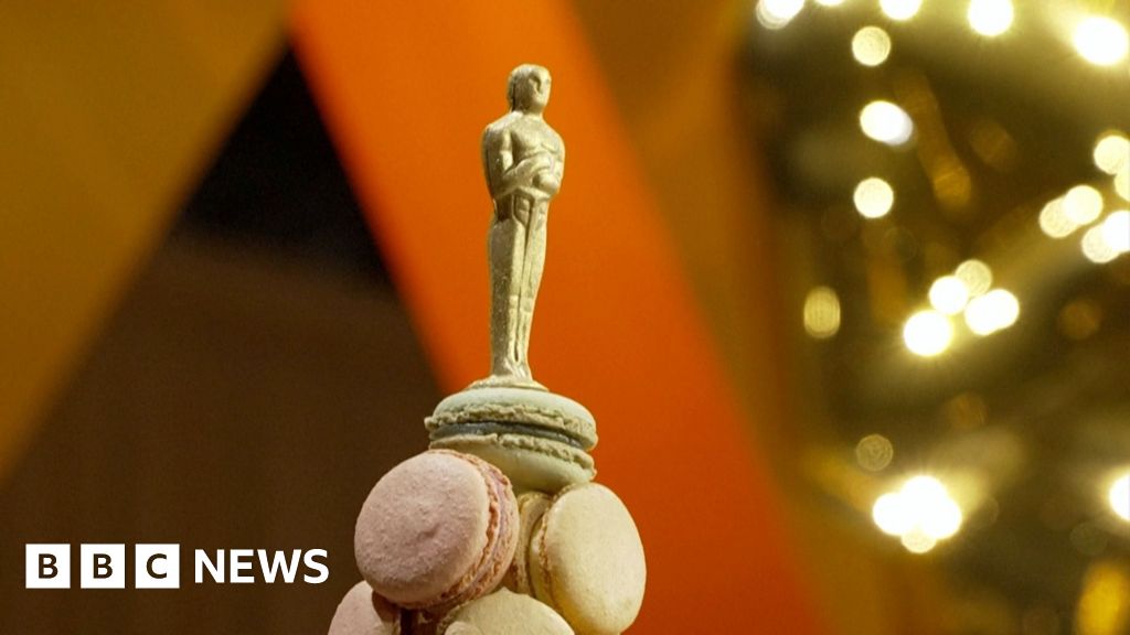 Oscars 2026: Here’s what’s on the menu for celebrities Oscar statuette on top of macarons