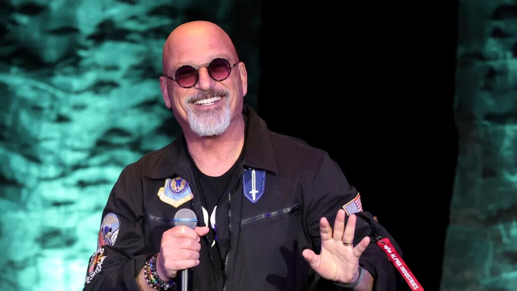 Howie Mandel speaks out on Kelly Ripa age comment Howie Mandel speaks out on Kelly Ripa age comment