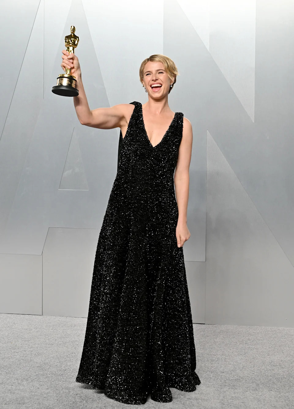 Jessie Buckley attends the 2026 Vanity Fair Oscars Party in a black sparkly dress.