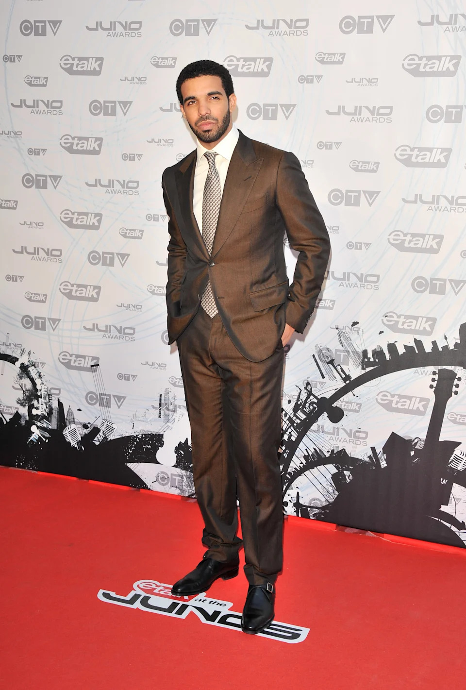 TORONTO, ON - MARCH 27: Host/singer Drake poses on the red carpet at the 2011 Juno Awards at the Air Canada Centre on March 27, 2011 in Toronto, Canada. (Photo by George Pimentel/WireImage)