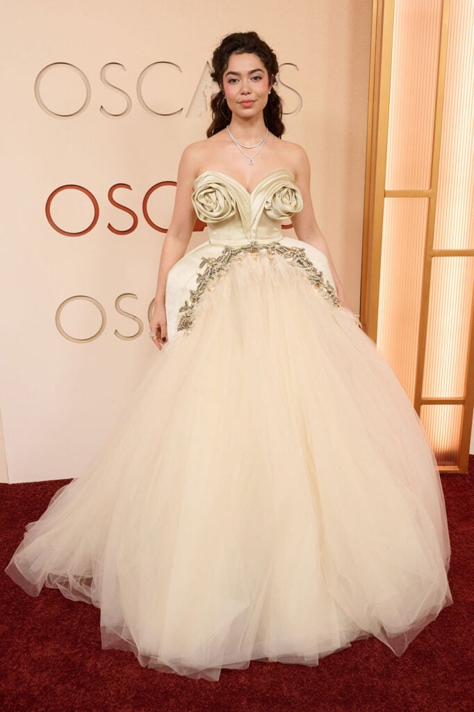 Auli’i Cravalho Oscars 2026 red carpet, Auli’i Cravalho Academy Awards 2026, Auli’i Cravalho Oscars dress, Oscars 2026 red carpet Auli’i Cravalho, Auli’i Cravalho Oscars fashion, designer Auli’i Cravalho Oscars look