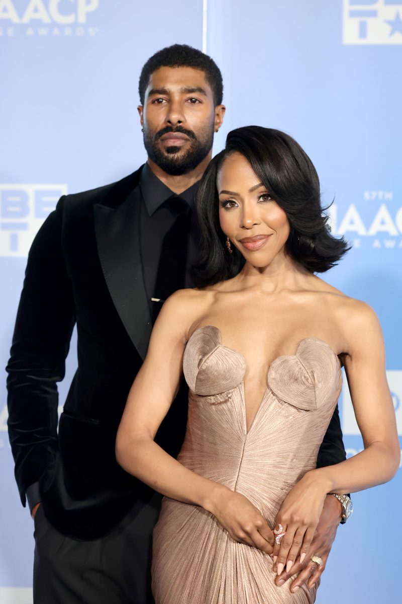 You Have To See These Celebrity Couples Light Up The Blue Carpet At The NAACP Image Awards