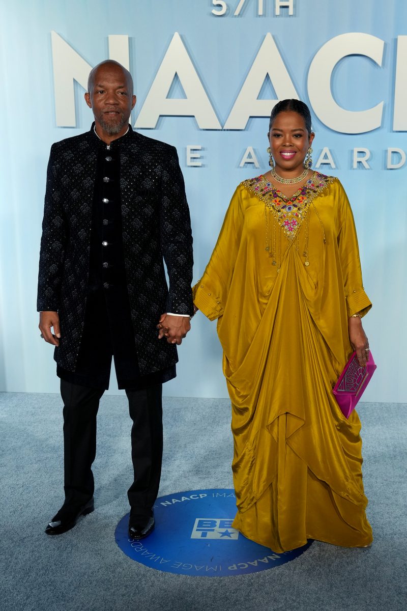 You Have To See These Celebrity Couples Light Up The Blue Carpet At The NAACP Image Awards