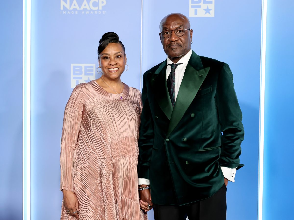 You Have To See These Celebrity Couples Light Up The Blue Carpet At The NAACP Image Awards