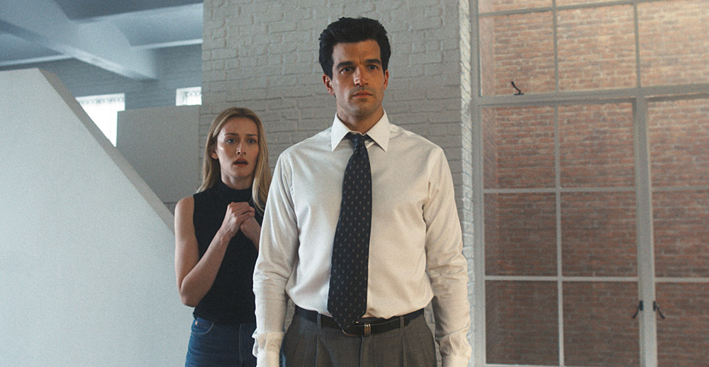 John F. Kennedy Jr. & Carolyn Bessette’ Ending Explained FX's Love Story: John F. Kennedy Jr. and Carolyn Bessette, Exit Strategy, Season 1, Episode 8, (l-r) Sarah Pidgeon as Carolyn Bessette, Paul Anthony Kelly as John F. Kennedy Jr.