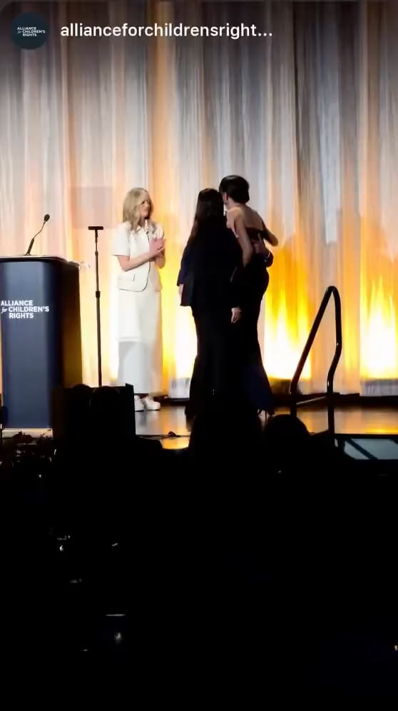 Meghan gave a speech last night at the The Alliance for Children's Rights 34th Annual Champions for Children!