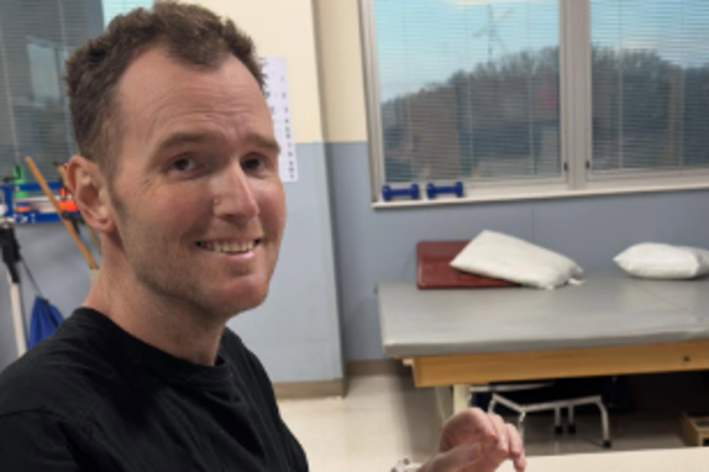 Beloved rock star shares health update after ‘3 new brain tumors’ Beloved rock star shares health update after ‘3 new brain tumors’