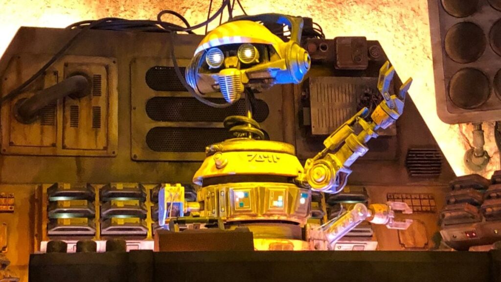 Disney's 'Galaxy's Edge' Timeline Reboot Erased a Galactic Starcruiser Nod