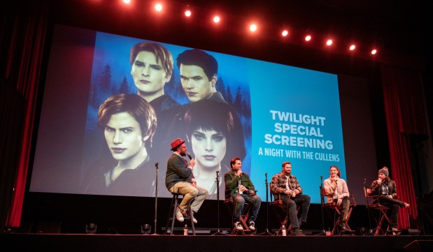 A "Twilight"-related event takes place at a FAN EXPO gathering. FAN EXPO Cleveland is set for March 13 through 15. Yvonne Hanson