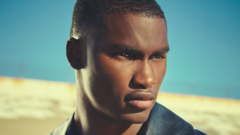 Thaddeus LaGrone Joins Fox’s New ‘Baywatch’ Series Thaddeus LaGrone Joins Fox's New 'Baywatch' Series