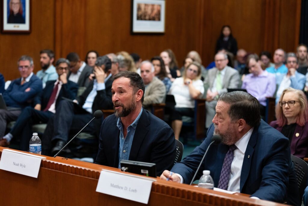 Noah Wyle tells hearing that ‘The Pitt’ shows US TV and film production can be revived Noah Wyle tells hearing that ‘The Pitt’ shows US TV and film production can be revived