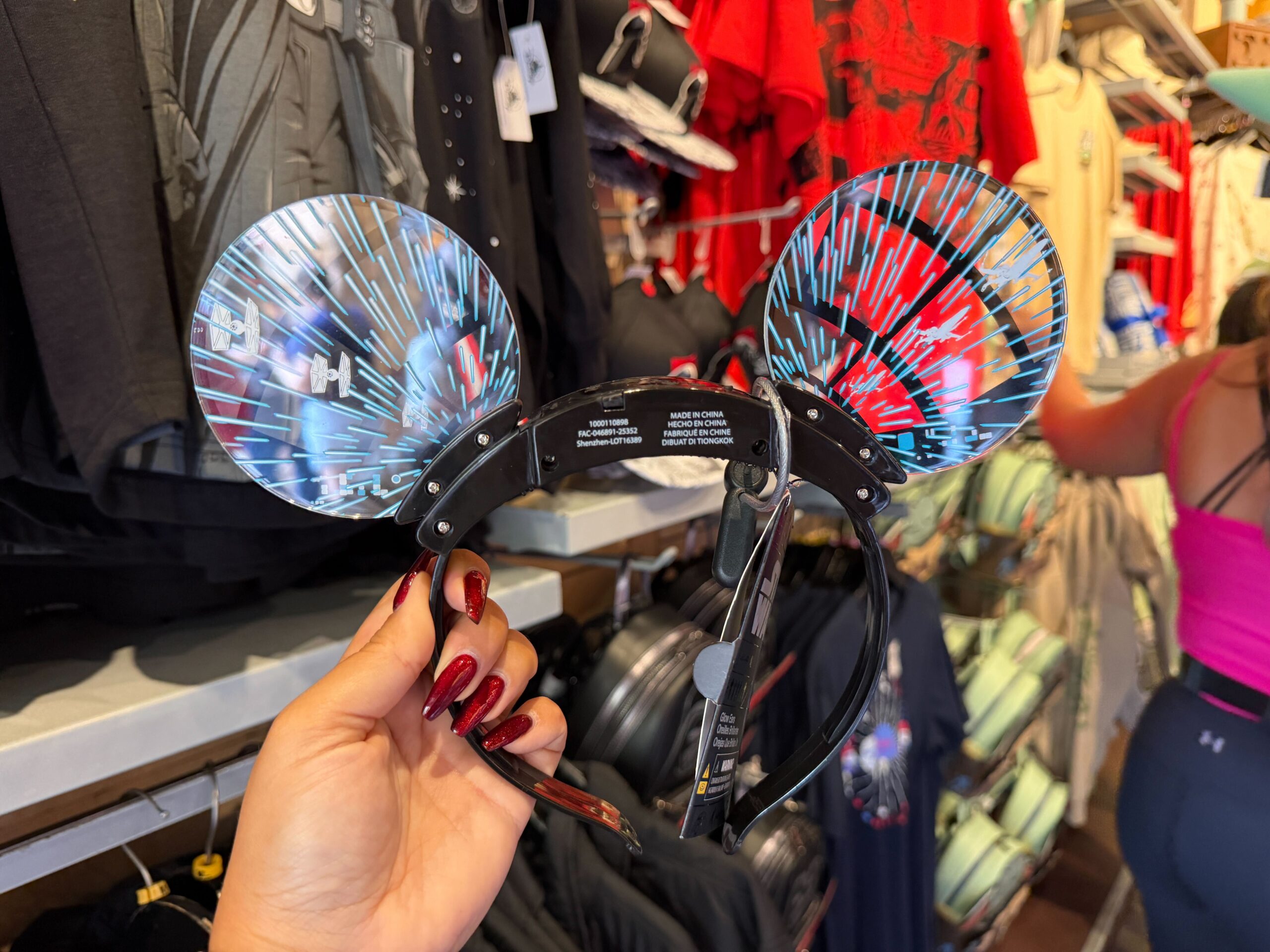 WDW Hollywood Studios Millennium Falcon plastic ears