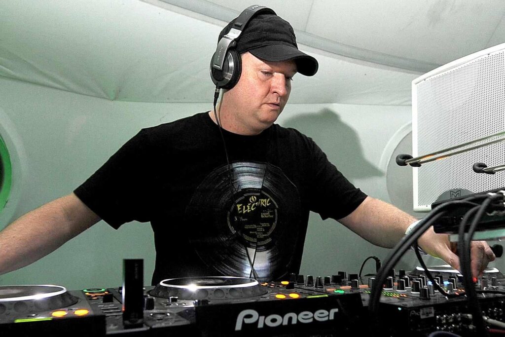 DJ Dan, a West Coast House Sound Pioneer, Dead at 57