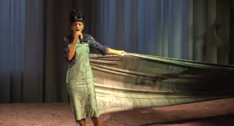 Lily Allen wore a dress at her ‘West End Girl’ tour made of receipts showing things her ex David Harbour bought for other women