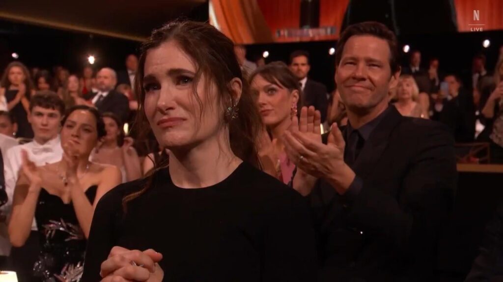 Seth Rogen gives heartfelt tribute to Catherine O'Hara while accepting her award for Outstanding Performance by a Female Actor in a Comedy Series at the Actor Awards