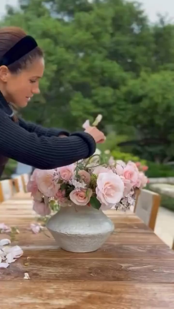Meghan showing off her flower arranging skills 🌷