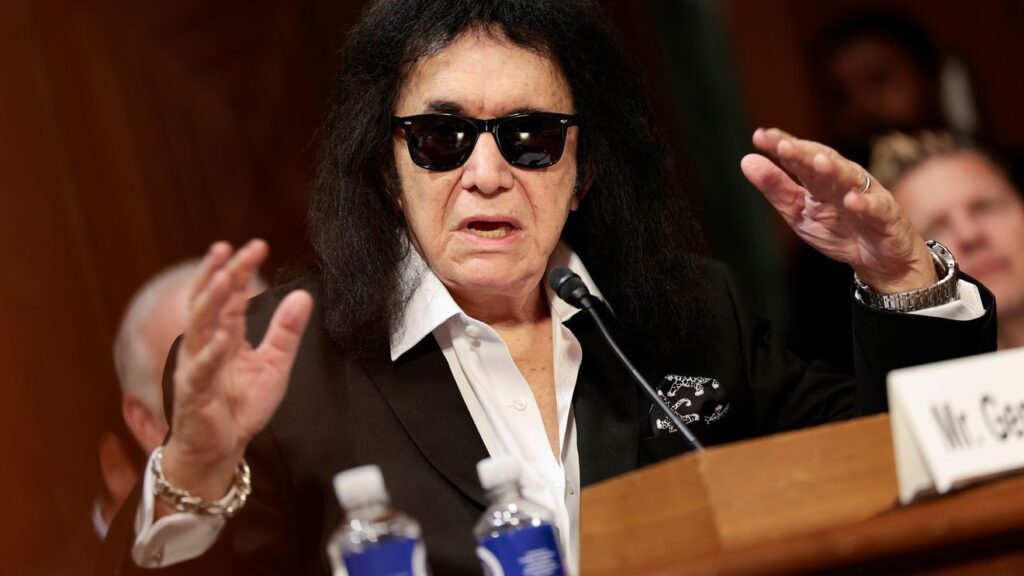 Gene Simmons tells other celebs to shut up about politics station icon