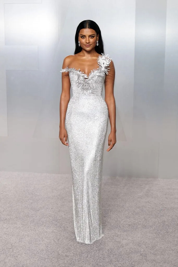 Simone Ashley Vanity Fair Oscar Party 2026 Tamara Ralph Couture, Simone Ashley red carpet Vanity Fair Oscar Party 2026 Tamara Ralph Spring 2026 Couture