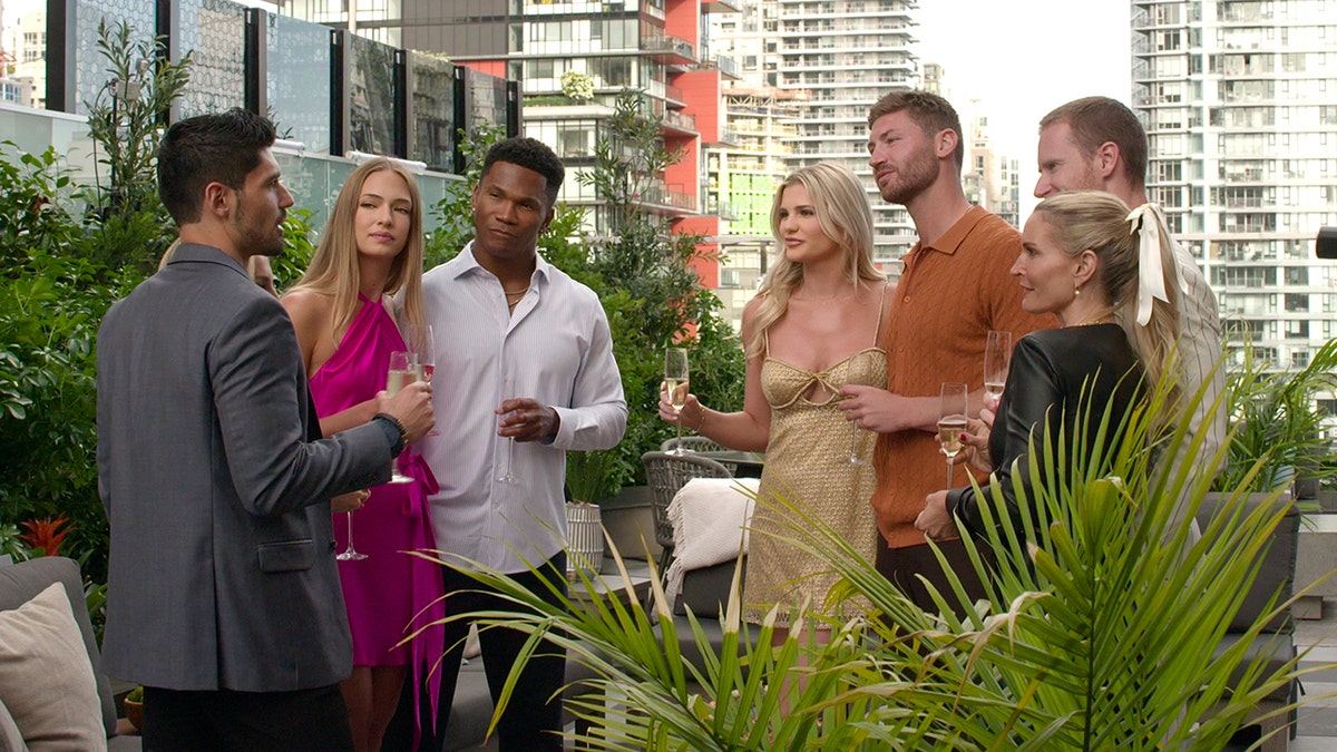 Chris Dahlan, Pfeifer Hill, Derrick Fleming, Libby Vodicka, Andrew Wheeler, Theresa Demaria, John Merrill in episode 105 of "Age of Attraction."