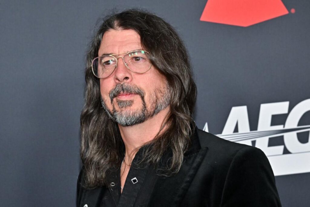 Dave Grohl Used Music ‘As a Crutch’ After Taylor Hawkins’ Death Dave Grohl Used Music 'As a Crutch' After Taylor Hawkins’ Death