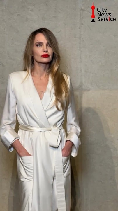 Angelina Jolie stuns for a Tom Ford event in Shanghai.