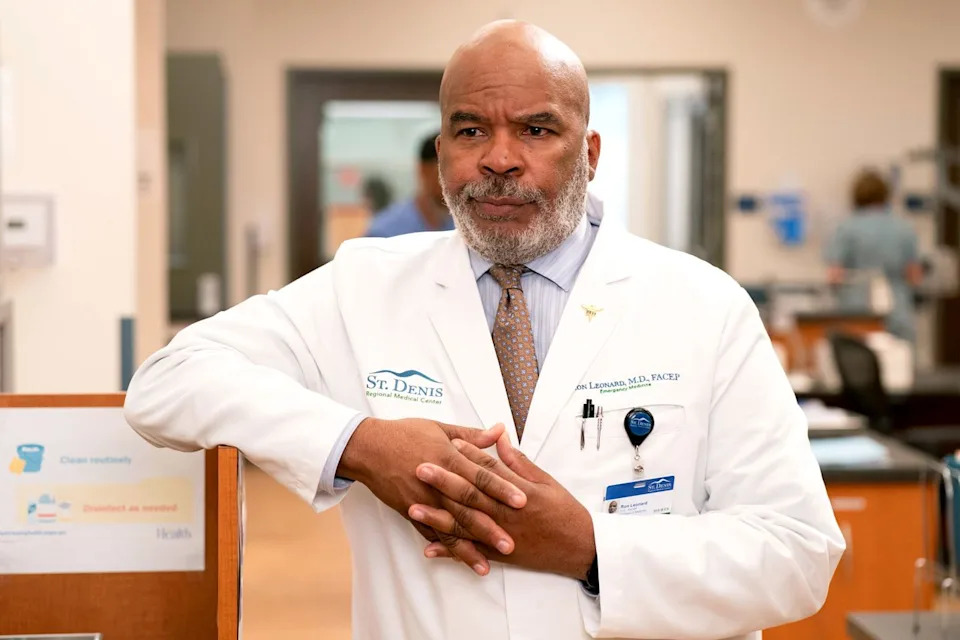 David Alan Grier as Dr. Ron on 'St. Denis Medical'Credit: Justin Lubin/NBC via Getty
