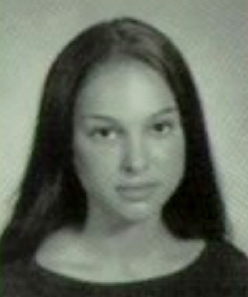 A yearbook photo of Natalie Portman in 1998