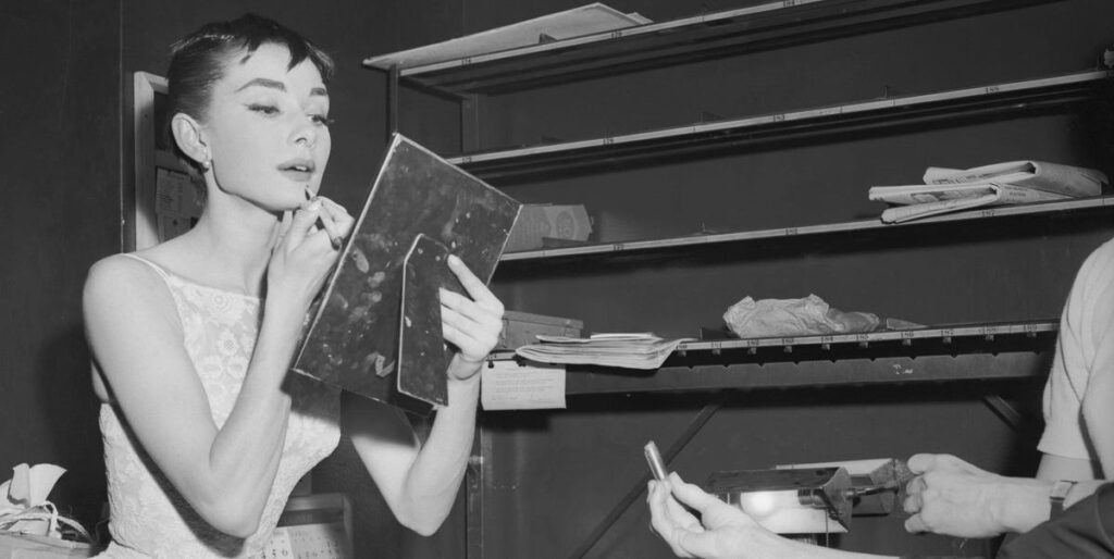 Inside the L.A. Hotels Hosting Celebrities During Awards Season—Oscars, Golden Globes, and More