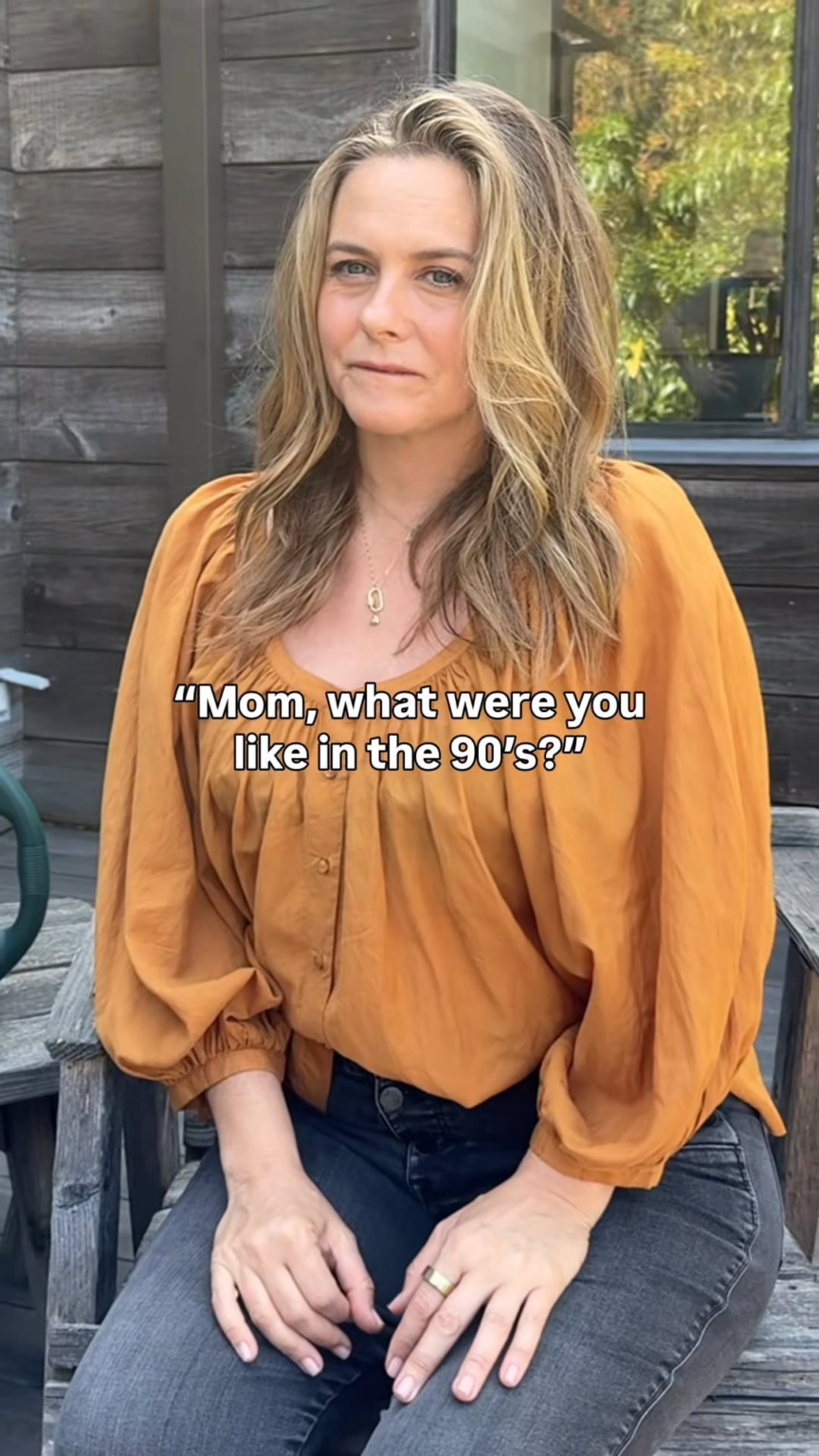 Alicia Silverstone does the "What were you like in the 90s?" trend with the caption "Wasn’t your mom a total Betty?"