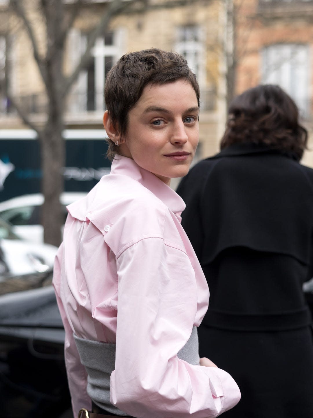 Miu Miu: Outside Arrivals - Paris Fashion Week - Womenswear Fall/Winter 2025-2026