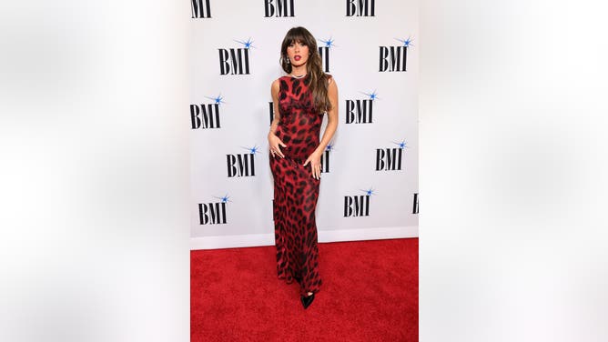 NASHVILLE, TENNESSEE - NOVEMBER 18: Ella Langley attends the 2025 BMI Country Awards at BMI on November 18, 2025 in Nashville, Tennessee. (Photo by Emma McIntyre/Getty Images for BMI)