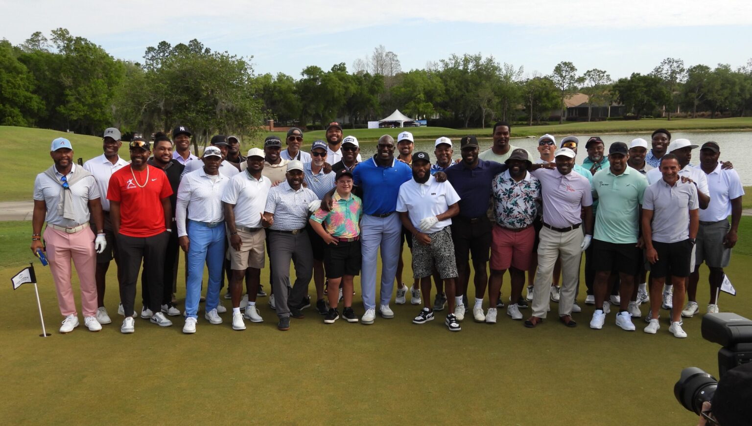 Tampa wrestling star hosts celebrity golf tournament for a cause