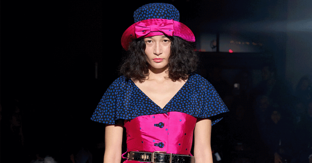 The Unexpected White-Tights Trend Celebrities & Editors Love