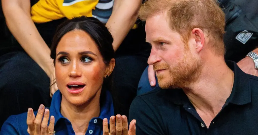 Prince Harry, Meghan Markle offer to help Beatrice, Eugenie | Gallery