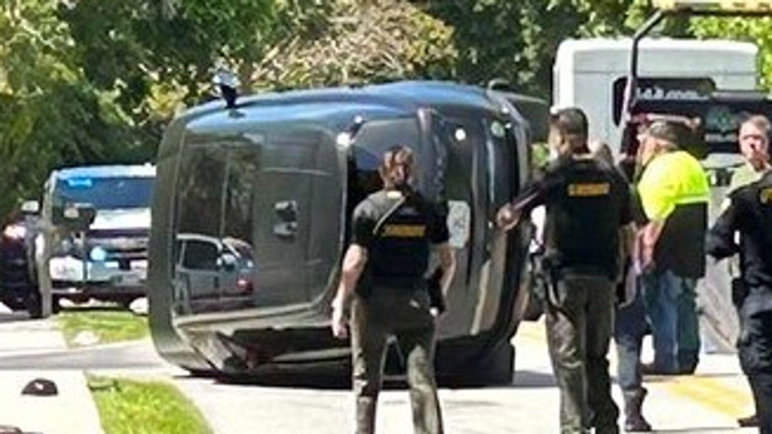 Tiger Woods crash latest: Golfer arrested and charged with driving under influence after Florida collision