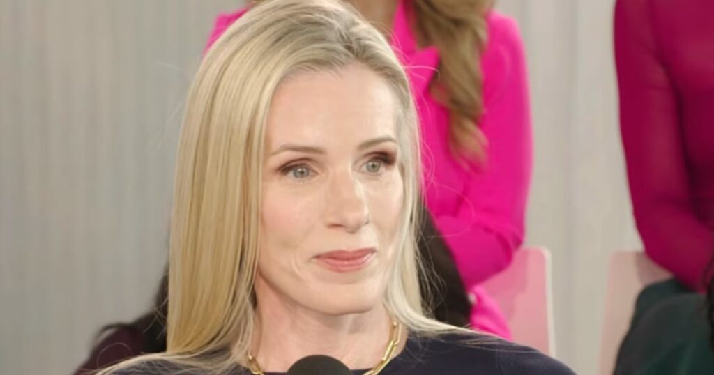 Coldplay Kiss Cam Exec Kristin Cabot Tells Oprah Her Estranged Husband Was Also at Concert