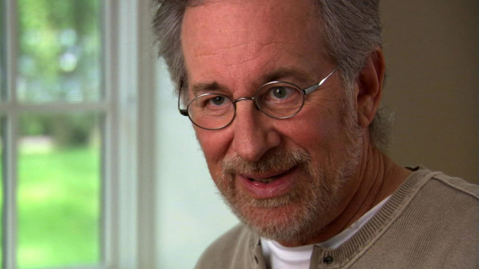 Steven Spielberg’s Favorite TV Show Is Both Unexpected And Hilarious Steven Spielberg's Favorite TV Show Is Both Unexpected And Hilarious
