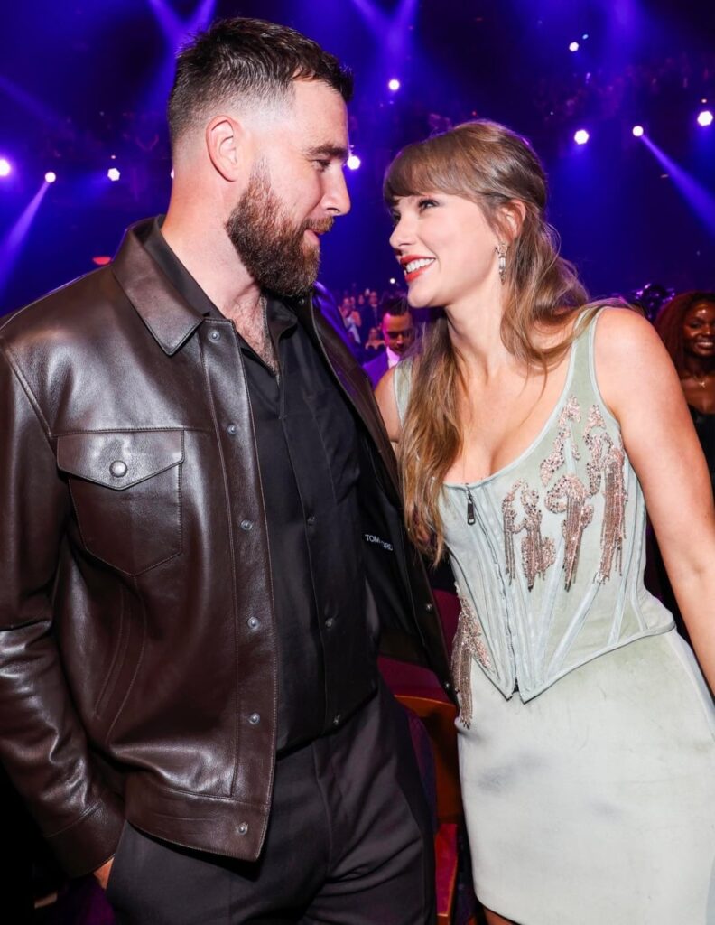 Taylor and Travis at the 2026 iHeartRadio Awards!