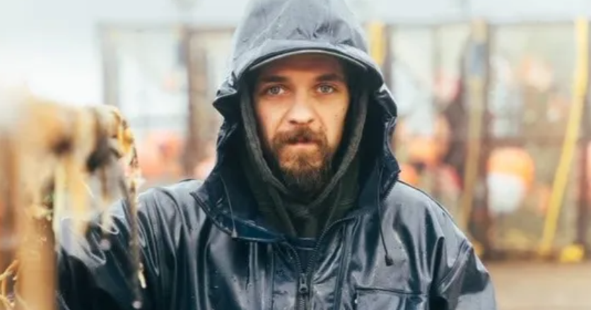 "Deadliest Catch" deckhand Todd Meadows dies after falling overboard in Alaska, Coast Guard says