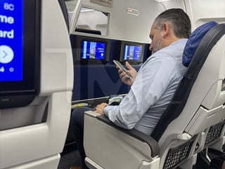 TMZ publishes photos of Sen. Ted Cruz, Sen. Marsha Blackburn and Sen. John Thune leaving D.C. as thousands of federal workers go without pay for a 4th week.