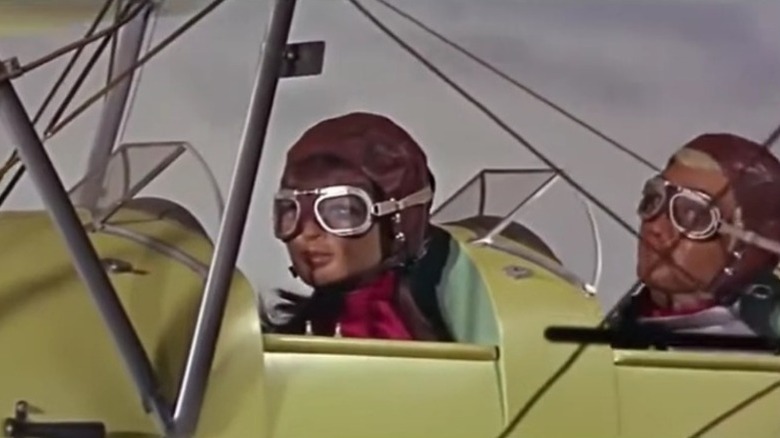 Penelope and a co-pilot in a plane in Thunderbird 6