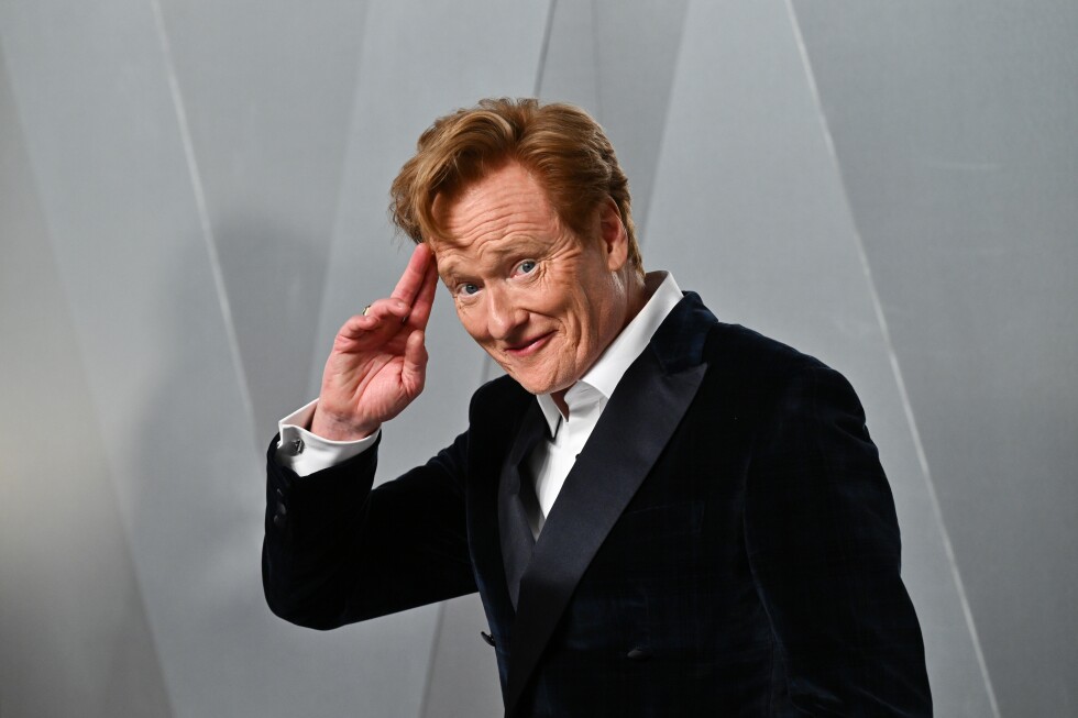 Oscar attendees put on new duds, hit the parties for cocktails and burgers