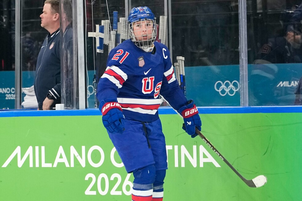 Hilary Knight and Quinn and Jack Hughes appear on ‘Tonight Show’ Hilary Knight and Quinn and Jack Hughes appear on 'Tonight Show'