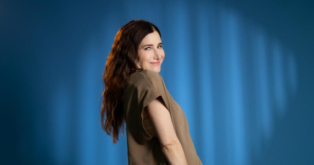 Kathryn Hahn to play Mother Gothel in live-action 'Tangled'
