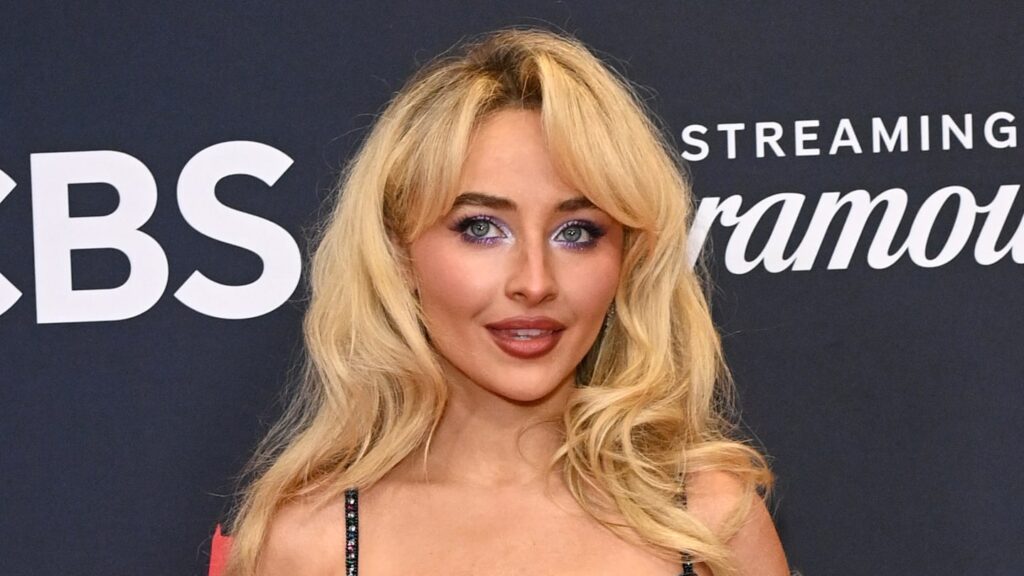 Sabrina Carpenter Brings Fans Behind the Scenes of Wild ‘House Tour’ Music Video Sabrina Carpenter Brings Fans Behind the Scenes of Wild ‘House Tour’ Music Video