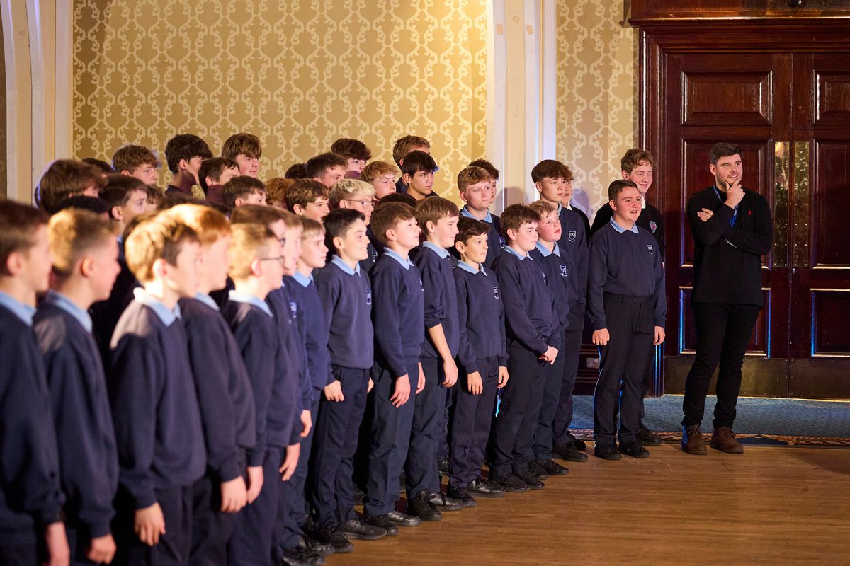 Simon Cowell surprised Ysgol Gyfun Gymraeg Glantaf school boys in a sneak peek of tonight's Britain's Got Talent